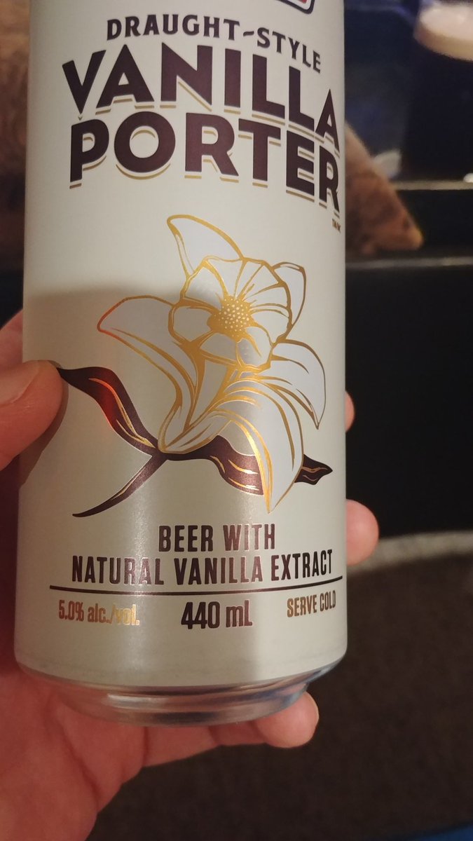 DrLicks's tweet photo. @MillStreetBrew really??? 440 ML? Lame https://t.co/9hhiQCQ0f1