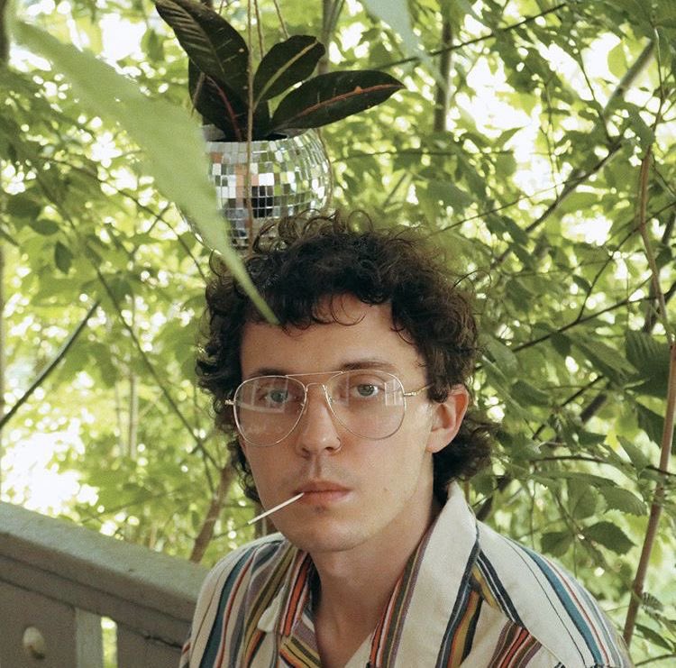🌿