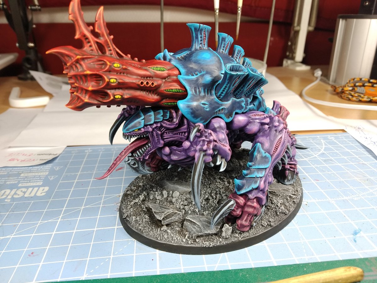 GuRi40k's tweet photo. Second exocrine finished. I used a T-fex head, better than the original one imo
#warmongers #mowvember #tyranids #paintingwarhammer #warhammercommunity #warhammer40k #wepaintminis https://t.co/F27QSsYukN