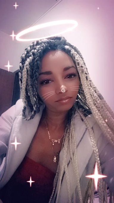 Hola chicos aqu&iacute; su Cubanita favorita pr&oacute;ximamente @OnlyFans con mucho contenido q te va a gustar!!!