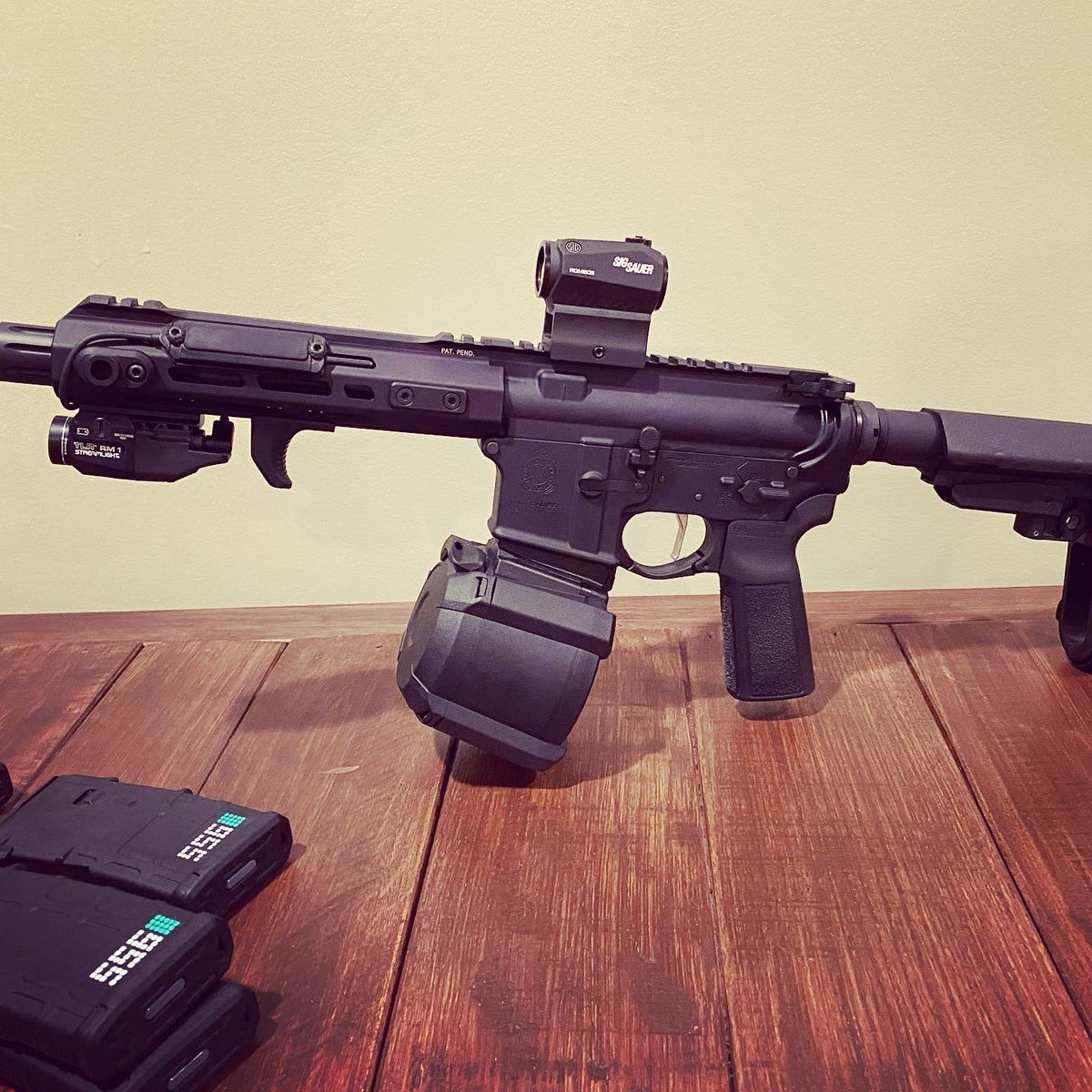 JMcCulley09's tweet photo. @springfieldarmoryinc Saint Victor Pistol 😎 #sigsauer Romeo5 Red Dot. #streamlight TLR RM1 Light. #magpul #D60 Drum, #pmags & Handstop. #b5systems grip. #sba3 brace. #federalammunition 5.56 green tip & .223 hornady v-max #2a #personaldefense #pewpew #ar15 #springfieldsaintpistol https://t.co/zlL6nG9Fpf