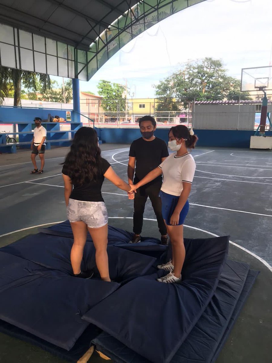 PRITULUM's tweet image. La fortaleza y creatividad de los Jóvenes Priistas de Tulum no tiene límites. El día de hoy dimos inicio al Curso de Defensa Personal para la Mujer. Este curso se realizará durante 4 semanas. @AnaAranaM @Rodo_PechG 

“Ni una más, ni una menos”

#EsDelPRI
#Tulum
#FuertesyUnidos