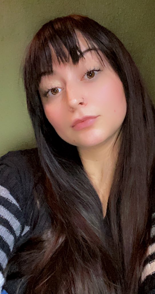 KatieHamling's tweet photo. I thought I was going to be saying #sorrybradmondo but I’m actually saying #thankyoubradmondo !!! @bradmondonyc some before and after. Thanks for your bangs video! https://t.co/eJuL3diNRh