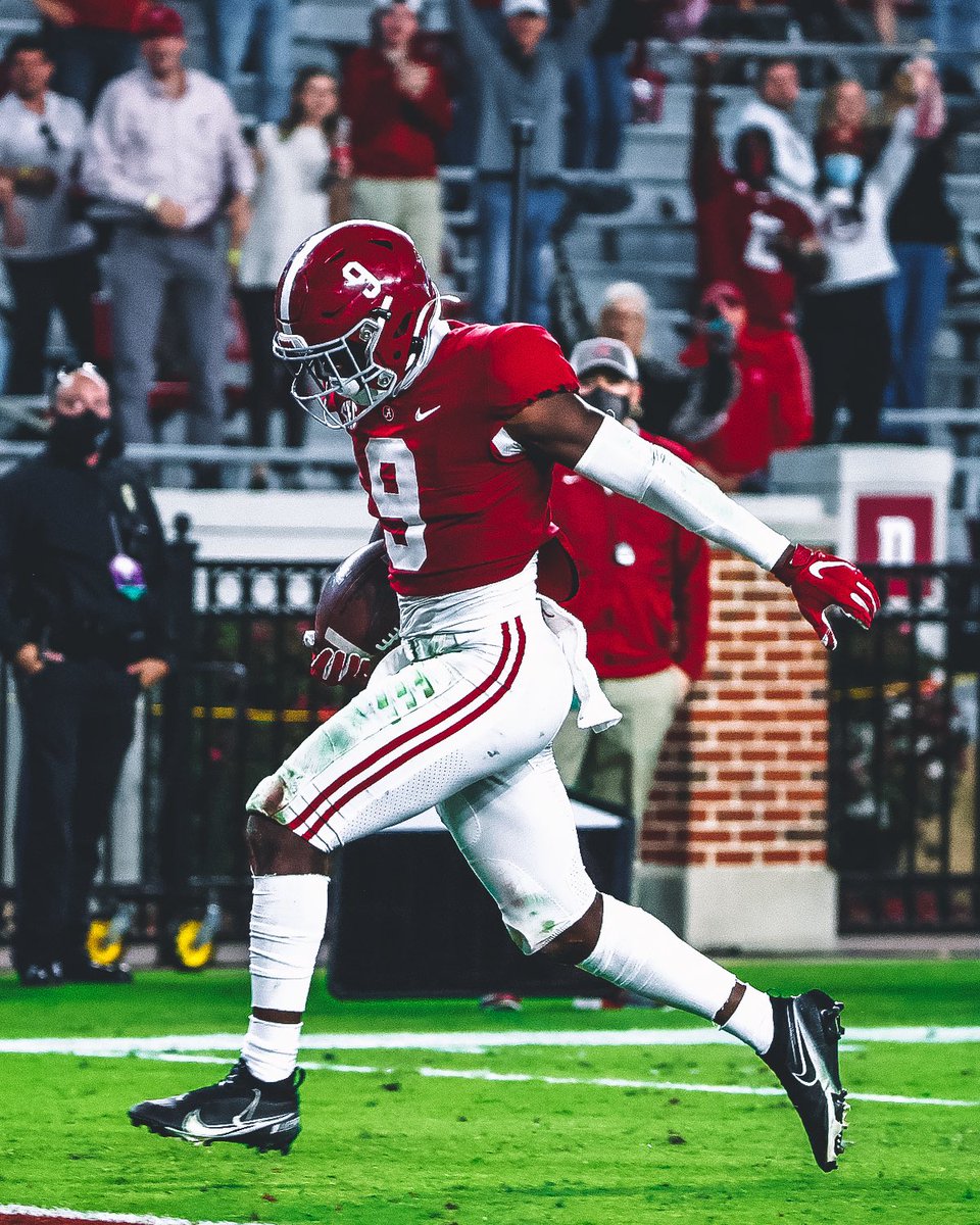 AlabamaFTBL's tweet photo. Keep it RollIn’

#BamaFactor #RollTide https://t.co/e1yn1TwDos