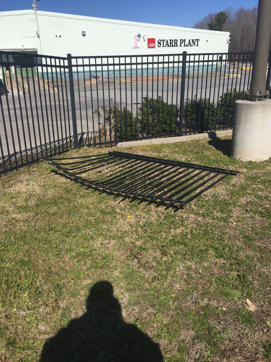 IncFaulkner's tweet photo. With all of the storms lately if your fence looks like these or if you have any other repairs you need fixed, give us a call for a free estimate. https://t.co/zalif9CgGC