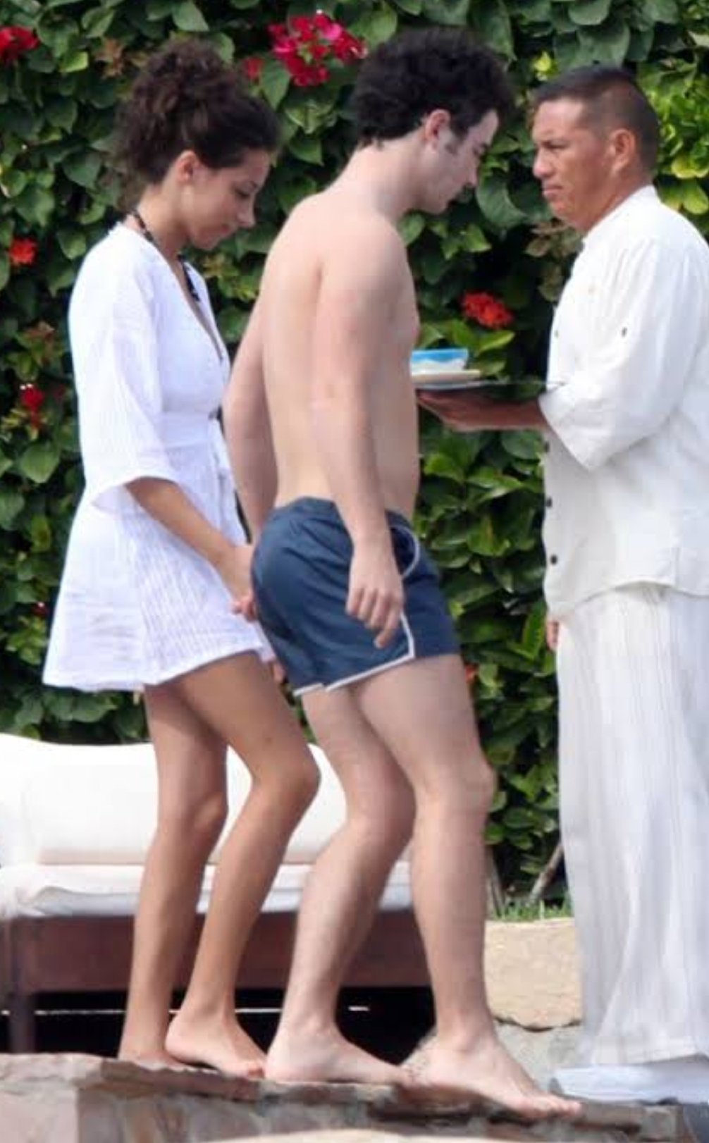 Famous Bulges on Twitter: "Nick Jonas bulge https://t.co/bEtuCuOy4L" /  Twitter