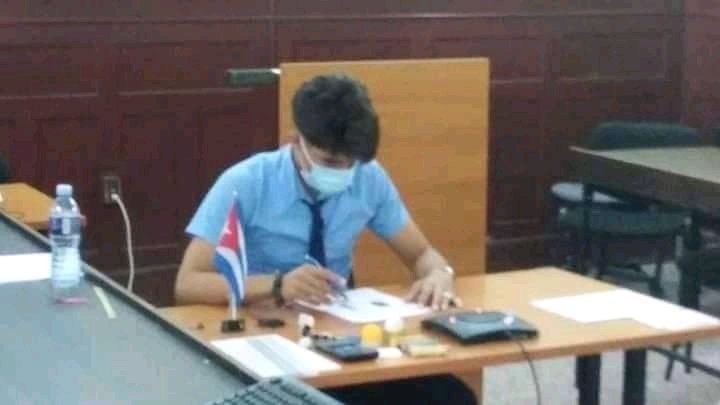 Cuatro estudiantes cubanos del nivel preuniversitario, participan en la Olimpiada Centroamericana de Física. Éxitos. #SomosCuba #CUBAEDUCA <a href="/presidencia/">Presidência da República Portuguesa</a> <a href="/feemdecuba/">@FEEMdeCUBA</a>