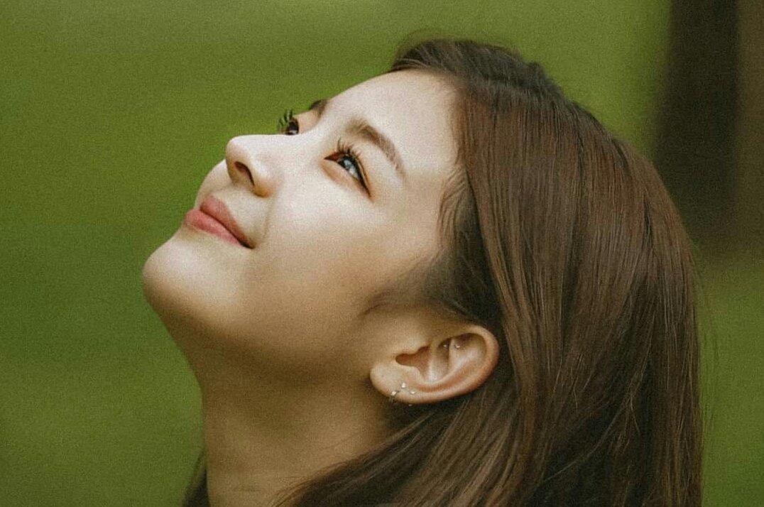 slothlia's tweet photo. How can you not love this girl? She's an angel sent from above. Thank you for being you Jisu. I really stan the right person. ❤

#보고싶은리아에게 https://t.co/qUiLYMO83K