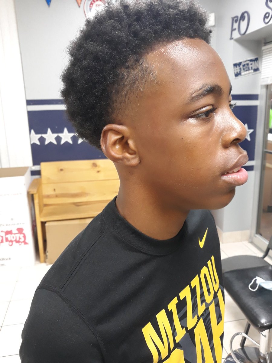 GeniusHaircut's tweet photo. https://t.co/YgW5O3m1TK