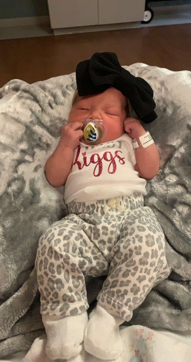 Maddy11301's tweet photo. My baby made her appearance yesterday❤️ https://t.co/jnHSx74ya8