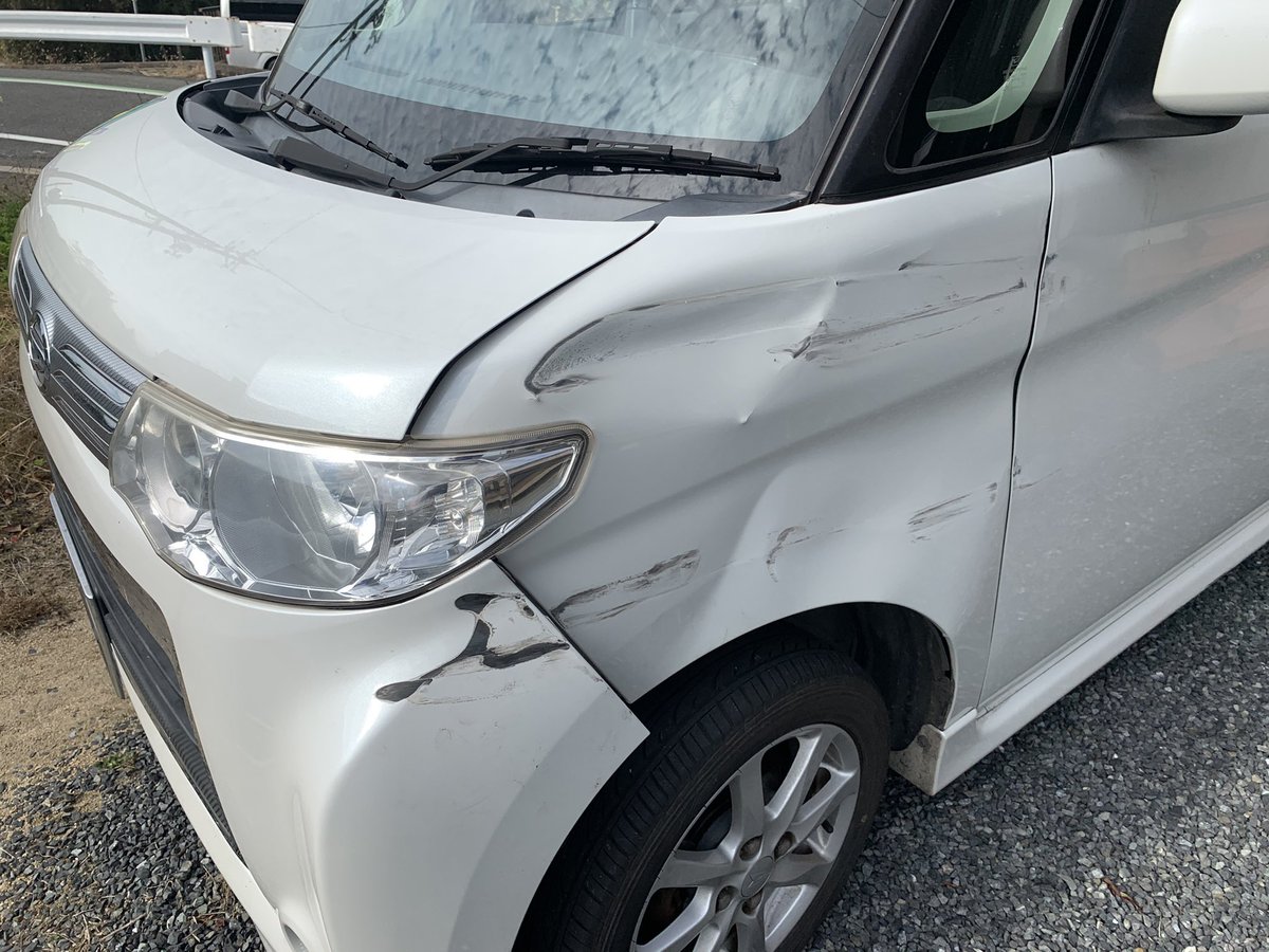 タグ 当て逃げ の注目ツイート メガとんトラック