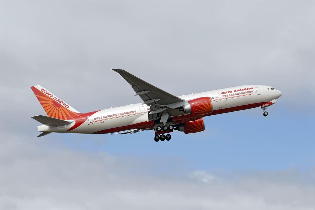 travelobiz's tweet photo. Air India International Flights On November 22 Under Vande Bharat Mission

#AirIndia #AirIndiaExpress #FlightSchedule #InternationalFlights #RepatriationFlights #VandeBharatMission https://t.co/nadJsuoRkX https://t.co/e4jkA9jm9G