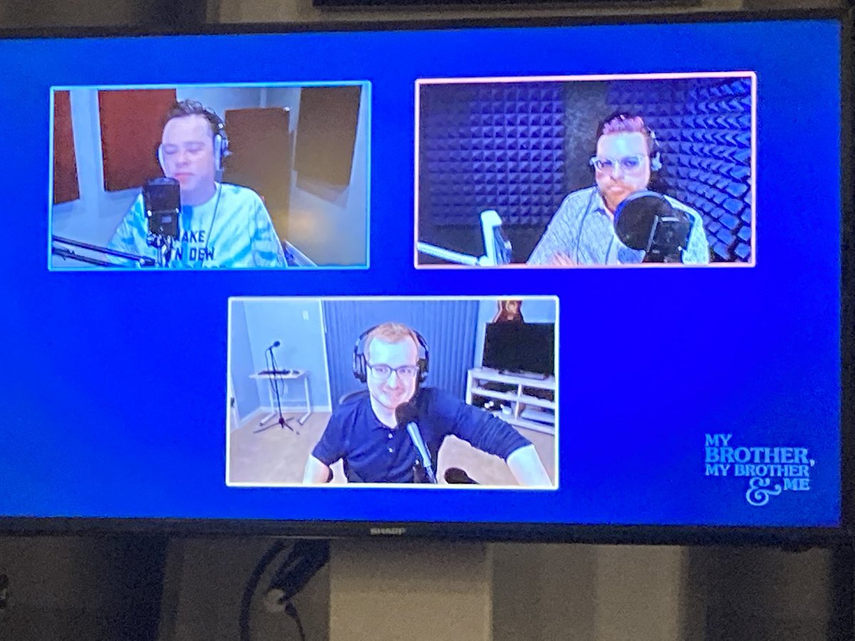 k1mber1y's tweet photo. Just like I dreamed it!! So great! Thank you MBMBAM! #MBMBaMLive https://t.co/kzeTM4ROWr