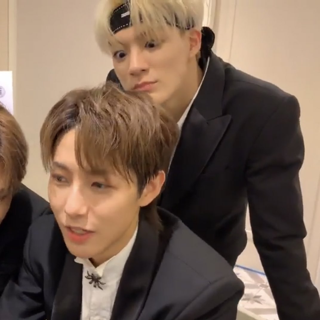 ลองมั้ย ลองมาเรียนรู้กัน