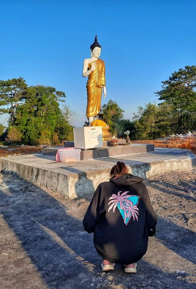 lovelysoul03's tweet photo. รีวิวเสื้อเพื่อนบอม อุ่นมาก ประทับใจ เหมืินมีแจบอมกอดไว้ตลอดคืน #RepresentJB
#JBxRepresent https://t.co/coeXsMR7Zi