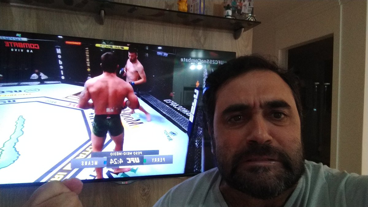 #UFC255NoCombate