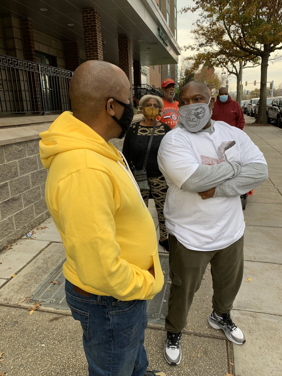 StopSyv's tweet image. Good to network with great business teams and Grassroots throughout the city today