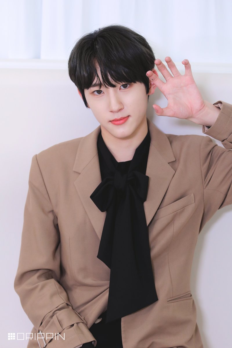 DRIPPIN's tweet photo. [📸] 201121 Video Call Event Behind

◾#김민서

#DRIPPIN #드리핀
#Boyager #Nostalgia https://t.co/XZAfBthgR5