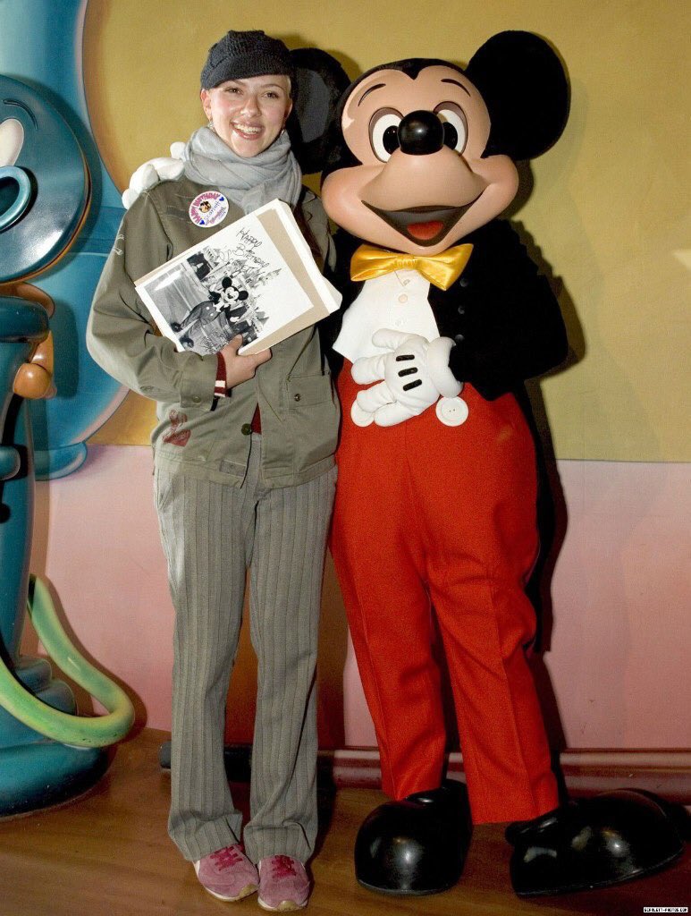 scarlett johansson’s 36th birthday bash: top 15 worst moments (in no particular order)