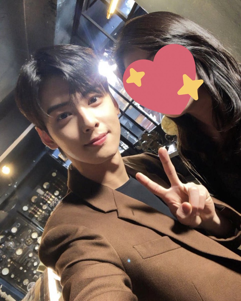 젤 위에 올린 사진이지만 옆사람들 안 잘린 사진이 있길래! ㅎㅎ