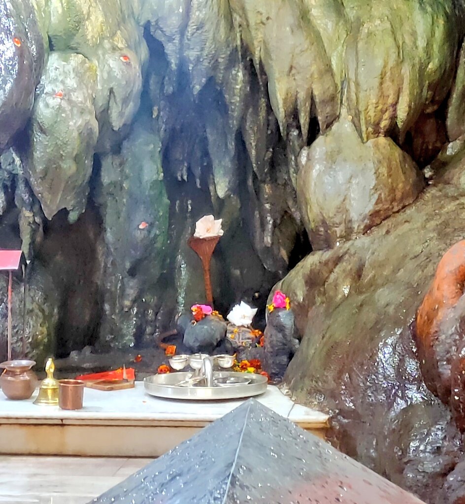 Nau Devi/ Nau Durga Mandir,9kms from Katra and 3-4 kms from Aghar Jitto.Ambience of the Mandir is just ineffableThere are two holy caves, the first one is Lord Shiva's cave where one can Darshan of Shivlinga.