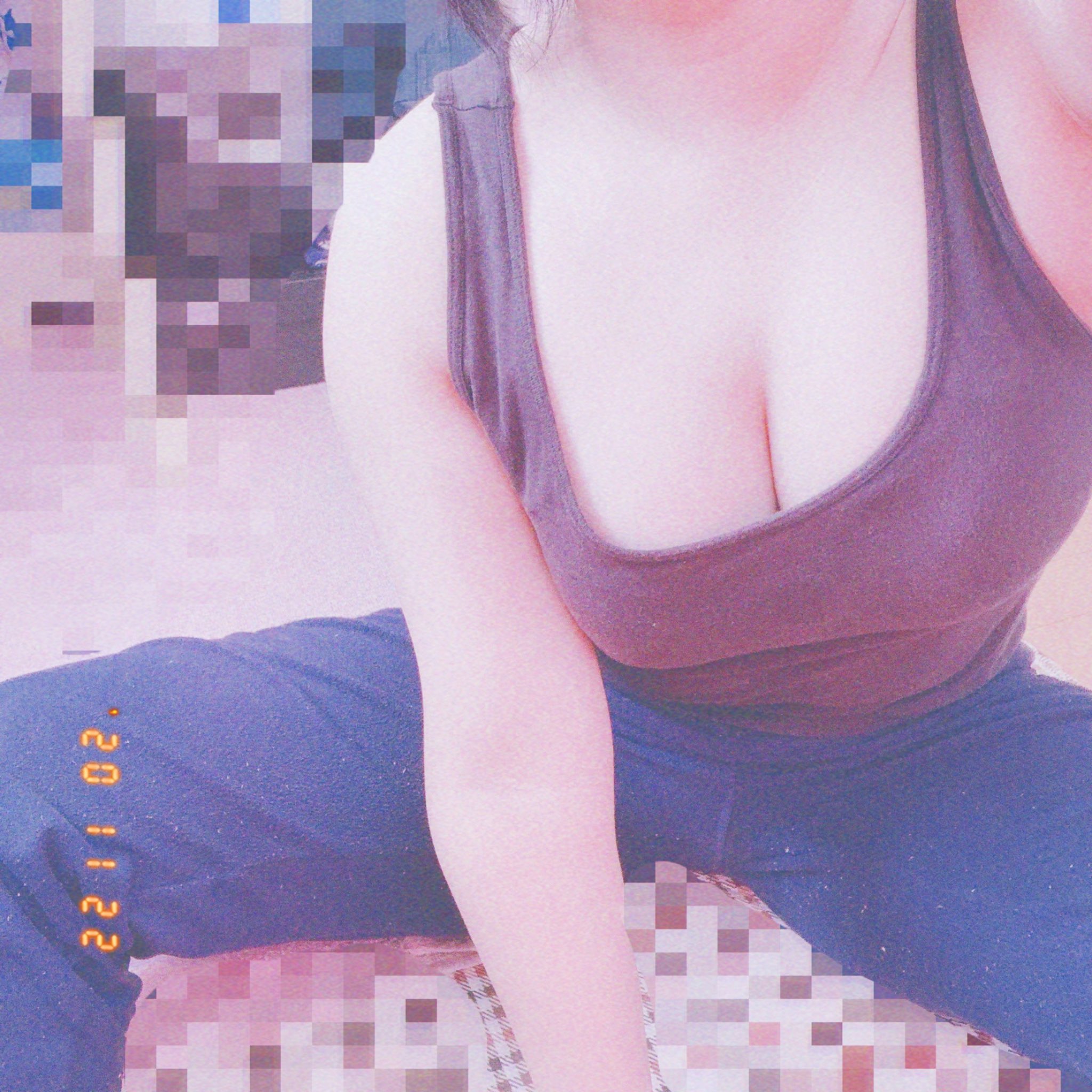 裏垢　jc oppai 🫀 (@momo__pink_1) / X