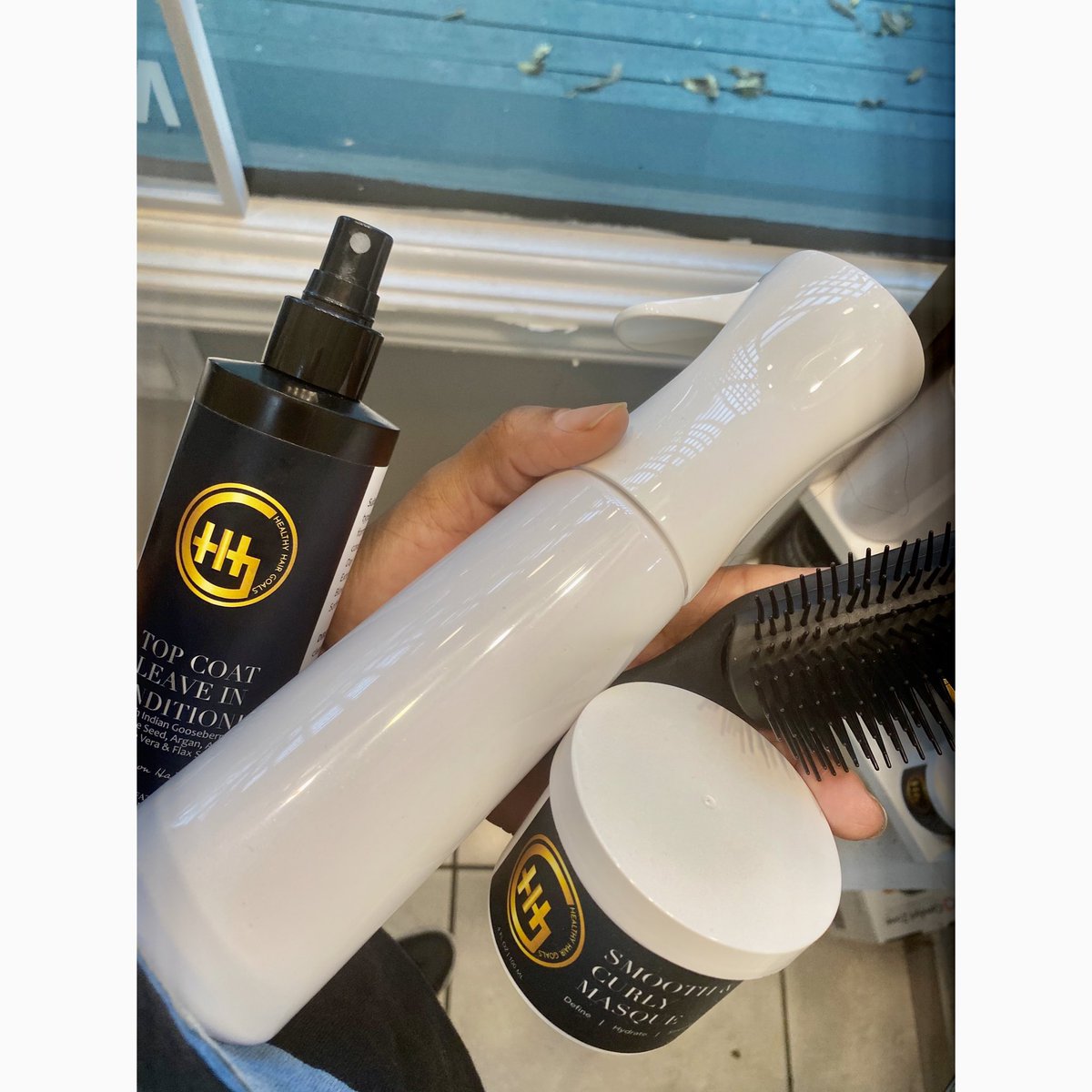 HHGBeauty's tweet photo. Wash Day and twist out Routine using the best🌱

Shop
https://t.co/8yuOxnCcZw

#Houstonhairstylist
#haircare
#HHGgang https://t.co/bvrraJBs3u