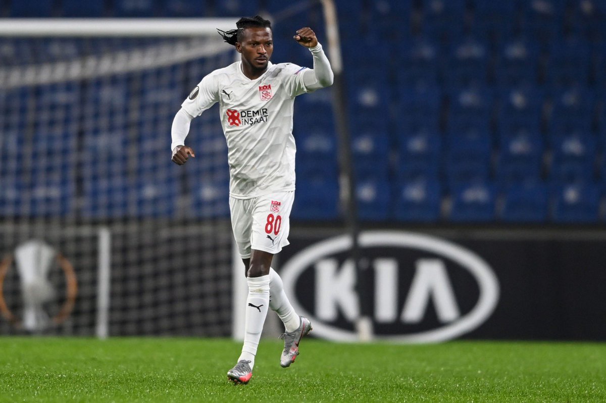 kayode_larry_8_'s tweet photo. Man on a Mission...Fantastic game to night...we ain’t here for jokes...Always a pleasure making goals⚽️ https://t.co/I9Uh0dDnUL
