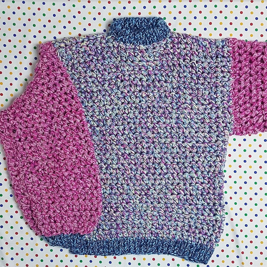 polka_nerd's tweet photo. Discounts Galore in the EXTREME SALE section of my etsy store! Ranging from £3 to £15 with FREE UK delivery.

https://t.co/PeXmTONrYu 

These are all items that were earmarked for irl Christmas markets, but have now been written off and taking up space.

Great for xmas pressies! https://t.co/pkza5YwLFf