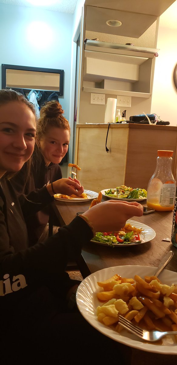 NDCTBay's tweet photo. COVID's got you hunkered down? Time to channel your inner chef.
(until it's time for @Kamview cookies and @lappenordic pancakes)
#skiersgottaeat! #fueltheengine
@CSIONTARIO @xcskiontario https://t.co/4s36jGbWtR
