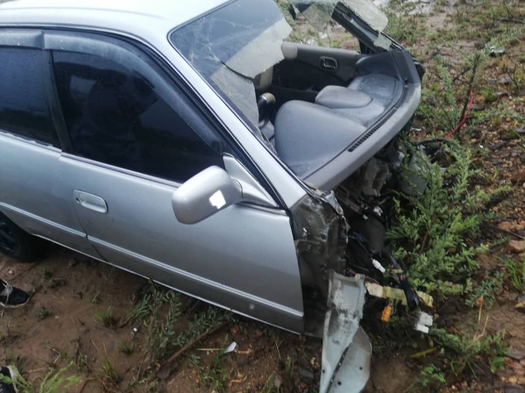 OfficialFridaWd's tweet photo. @mdczimbabwe women national assemby Chair involved in a serious car accident on their way from Masvingo. @nelsonchamisa @BranchMdc @PedzisaiRuhanya she was with Provincial Chair Senator Marava 

More Details to Follow !!!!! @advocatemahere @daddyhope @ZimEye @CliffordHlatyw1 https://t.co/aOKhUaDPpP