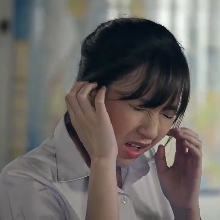 babiichimonie's tweet photo. when you heard the sound, I bet you acted like this. coz we're same dude! #TheGiftedGraduationต���นจบ https://t.co/Pn2UNN1bGd