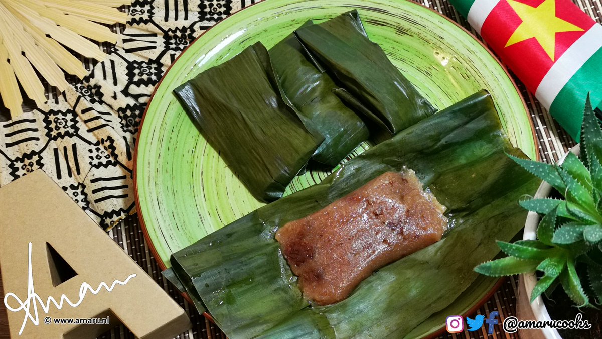 amarucooks's tweet photo. Haven't had them since the early nineties! Watch the video via this LINK: https://t.co/7HdndY49Dq #amaru #international #indie #singer #songwriter #actor #suriname #sranang #paramaribo #dokoeng #dokun #cassavedokoeng #cassava #bananaleaves #african #lemet #reseplemet #indonesia https://t.co/yaLRC8Rq40