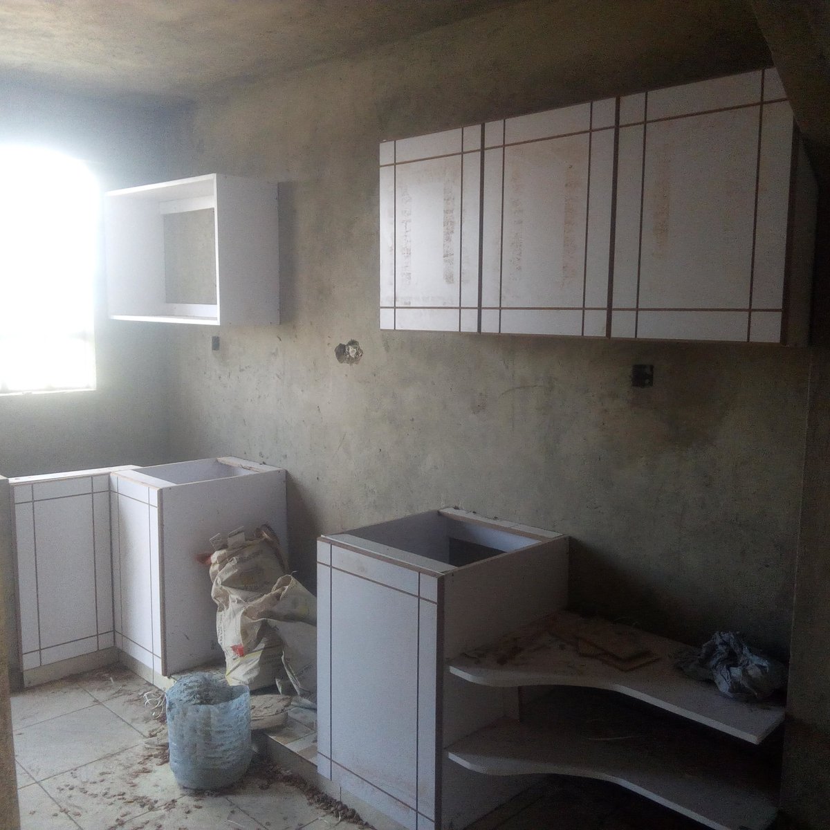 moses_opiayo's tweet photo. Woodwork Specialists. For wooden floors,parquet, wooden stairs, cladding, kitchen cabinets, wardrobes, doors installation etc.. Kindly contact us on 0746066270,Thank you all.
#kenyapowermustfall
#interiordesign 
#COVID19 
#ChurchUnsafe4Women 
#dealingwithdysfunctions 
#Fransa https://t.co/4oVLxzYmDw
