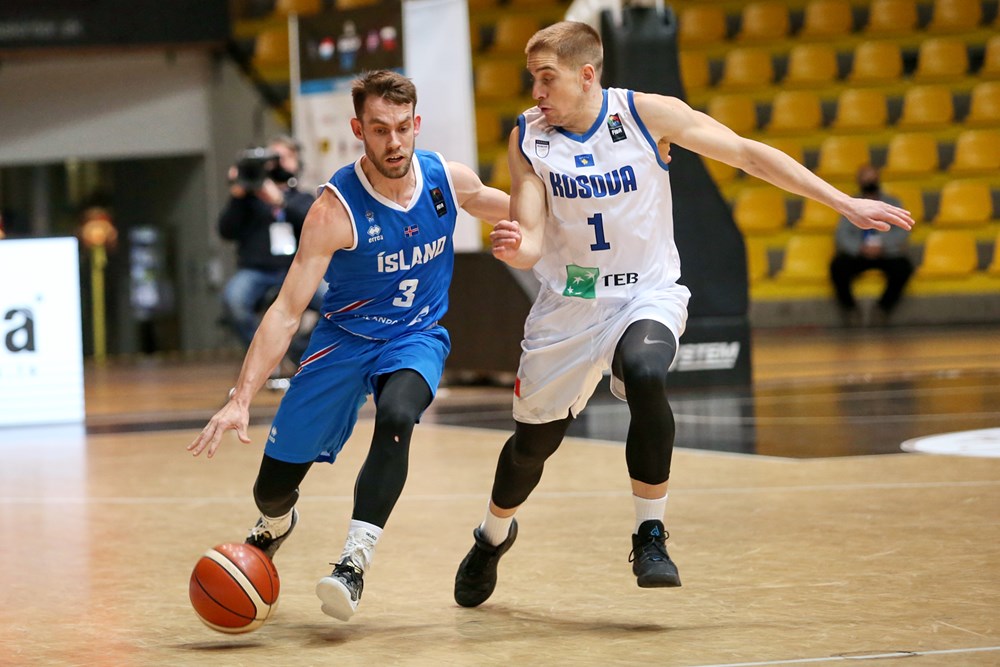 KBF_Official_'s tweet photo. Pamje nga ndeshja Islanda 🇮🇸 - Kosova 🇽🇰
#AllForTheTeam🇽🇰 #AllForTheState https://t.co/jUJO0WVKjm