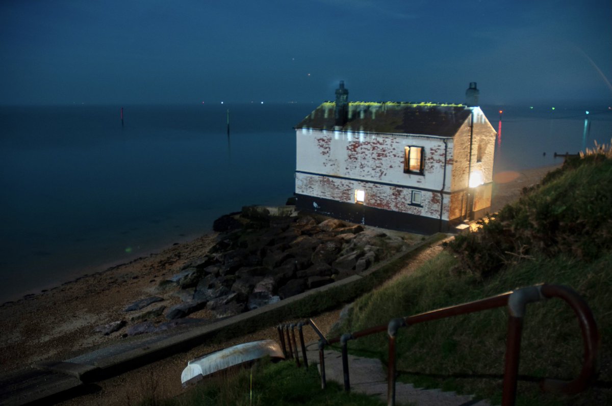 SinnerCo's tweet photo. Lepe’s old Lifeboat Station from last nights adventure. 📸@nikonownermag @LongExpPhotos #nikonuk #photography #british #coastline #longexposure #nighttime https://t.co/iaqeV8ygsU