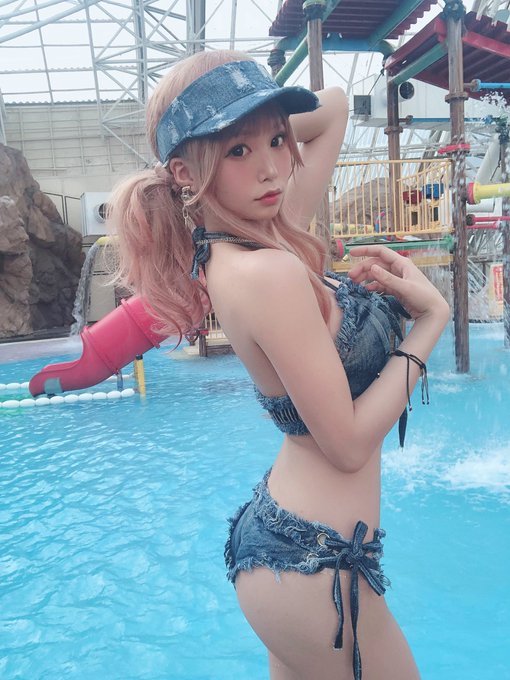 Twitterのコスプレ画像16