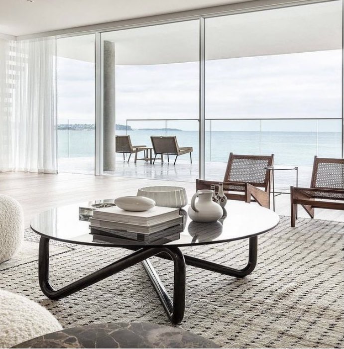 arflex's tweet image. #arflex #Infinity #smalltable @claessonkoivistorune #design #thankyou #photo @deloudis_ @mimdesignstudio @elledecoration_es #glass #luxurylifestyle #luxuryhome #interior_and_living #interiorsblogger #furnituredesign #decor #madeinitaly #staytuned arflex.com