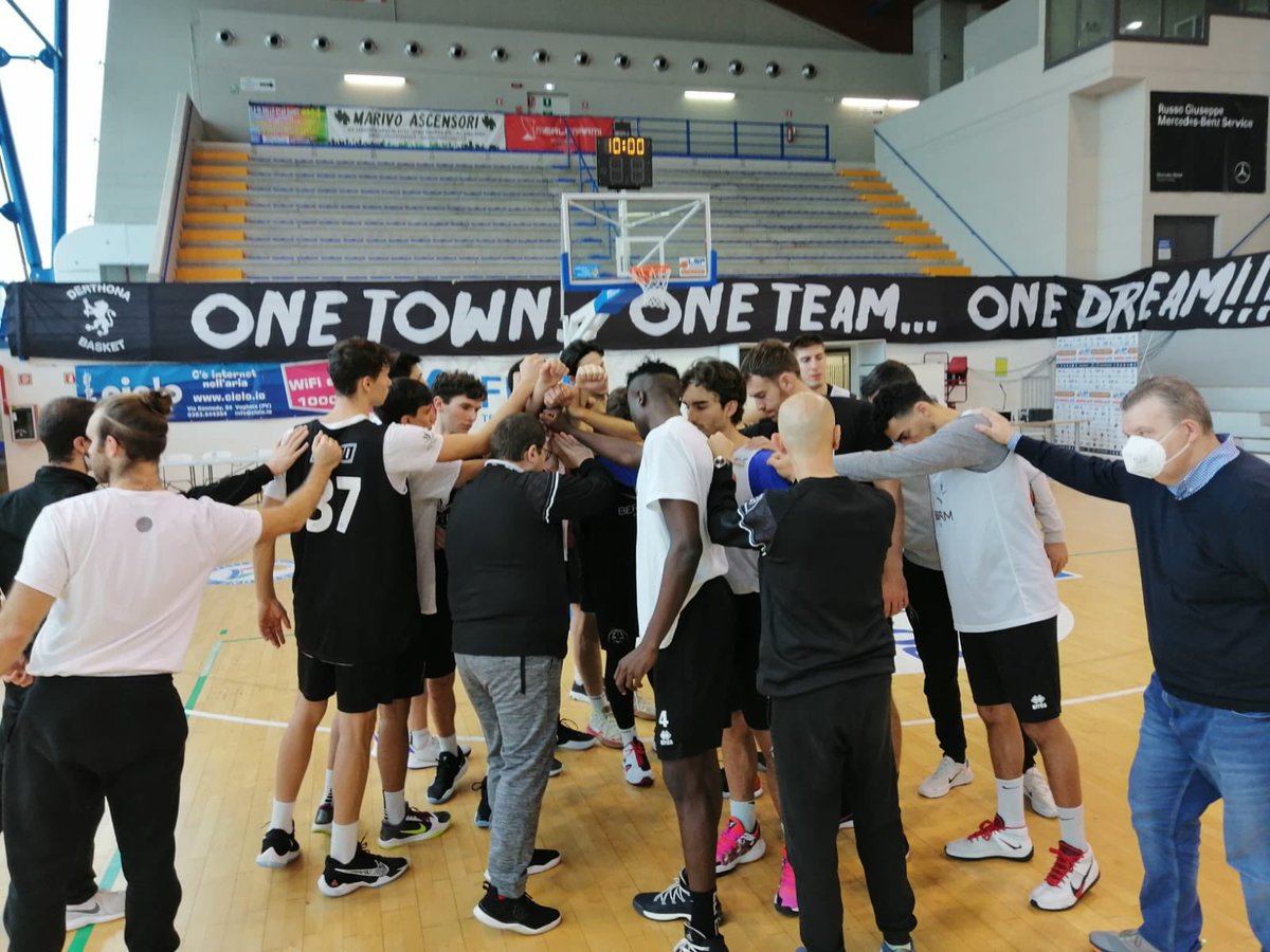 DerthonaBasket's tweet photo. READY FOR THE FIGHT 🦁 

⏳ H 17:00 vs @PallBiella 

📺 Vi ricordiamo che la gara di oggi sarà visibile in diretta sui canali di #MSChannel

FORZA LEONI 🏳️🏴

#bertramderthona | #goderthona | #LNP | #LaNostraPassione https://t.co/yBDyehE8cC