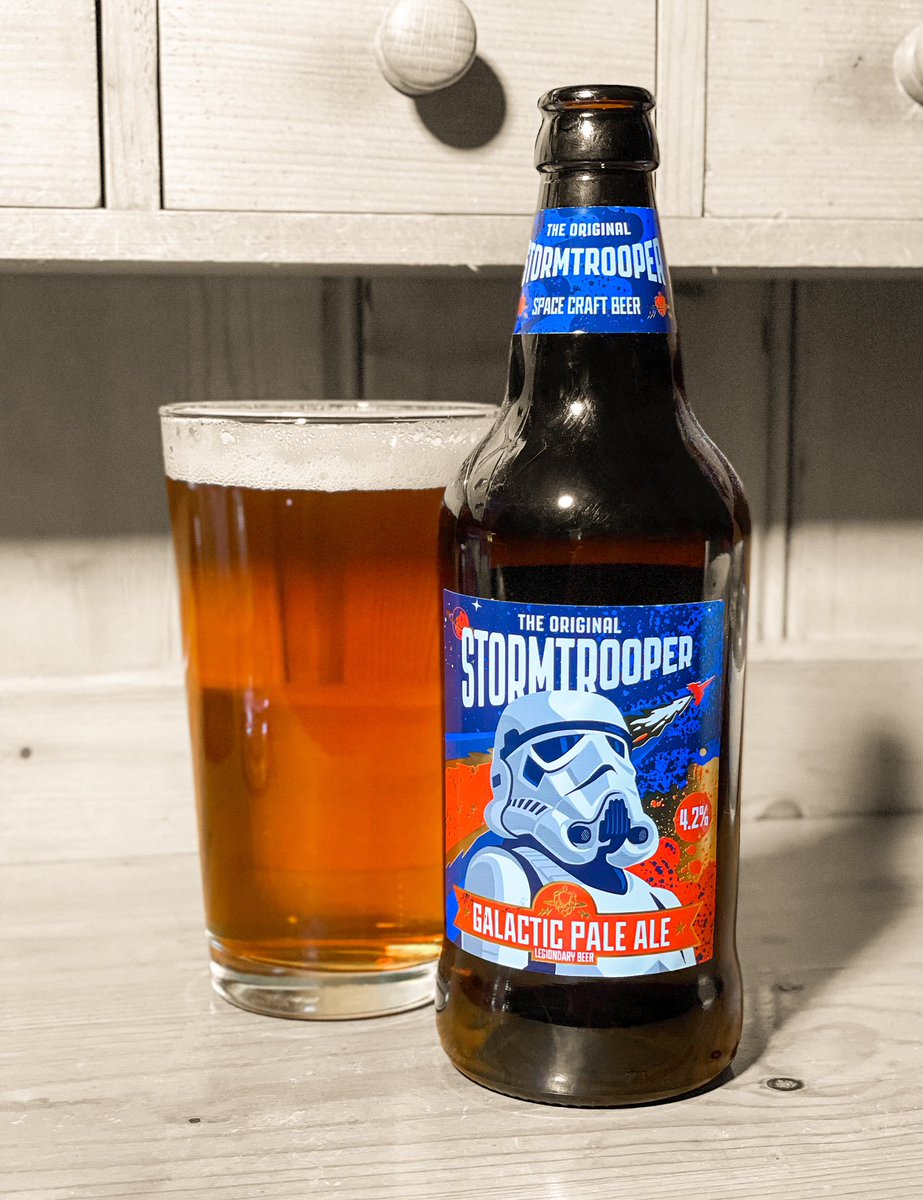TimDesigner's tweet photo. #galacticpaleale #spacecraftbeer #legiondarybeer #theoriginalstormtrooper #starwars #stormtrooper #beer #ale #paleale @starwars @StarWarsUK https://t.co/AZI3Xb2ZBh