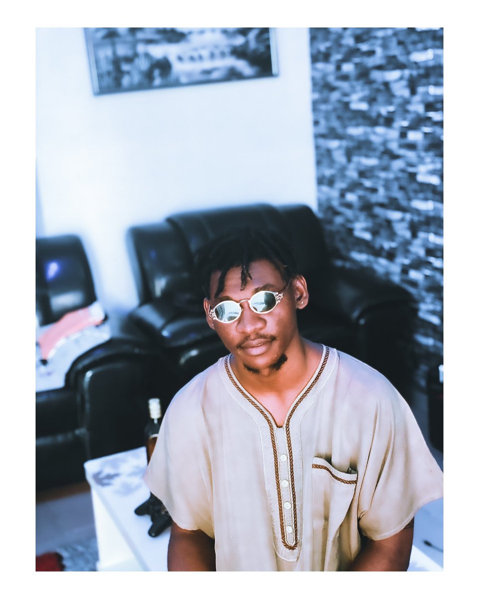prince_porshe1's tweet photo. ALHAJI Prince Porshe.
Happy Sunday To Ya'll. https://t.co/dnkQhBfA14