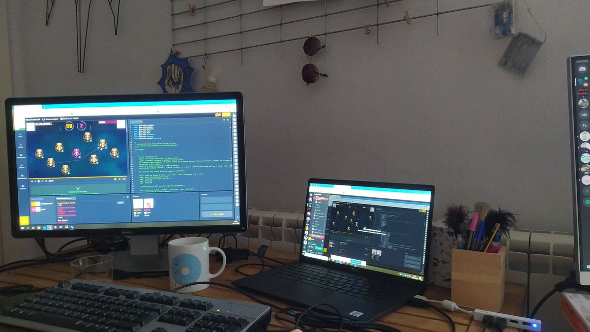 alba_lamas_'s tweet photo. Pau vs Deinok! El gran desempate por la final en el reto de @Eurecat_news !!! @EPS_UdL @hackeps @lleidahack #hackeps #hackeps2020 https://t.co/Y3bjvZkWO6