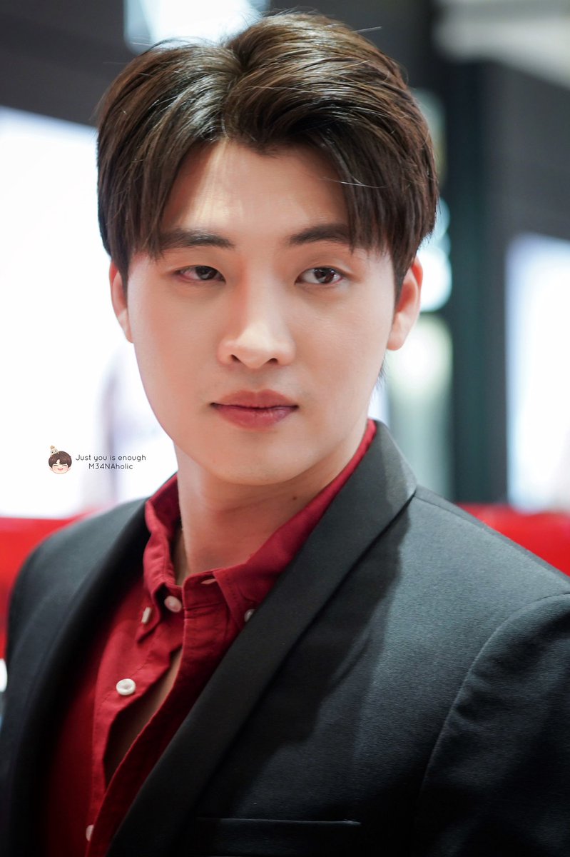 m34naholic's tweet photo. Charming boy @m34nismind 🥺

#ARMANIxMEAN
#MeanPhiravich https://t.co/UFRp1QMJlw