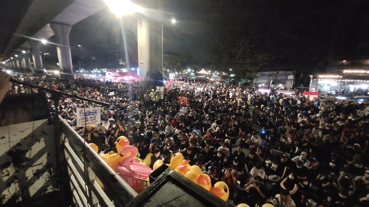 karnt's tweet photo. now

#ม็อบ29พฤศจิกา
#ม็อบ29พฤศจิกาไปราบ11 https://t.co/cCA6Uvw7b9