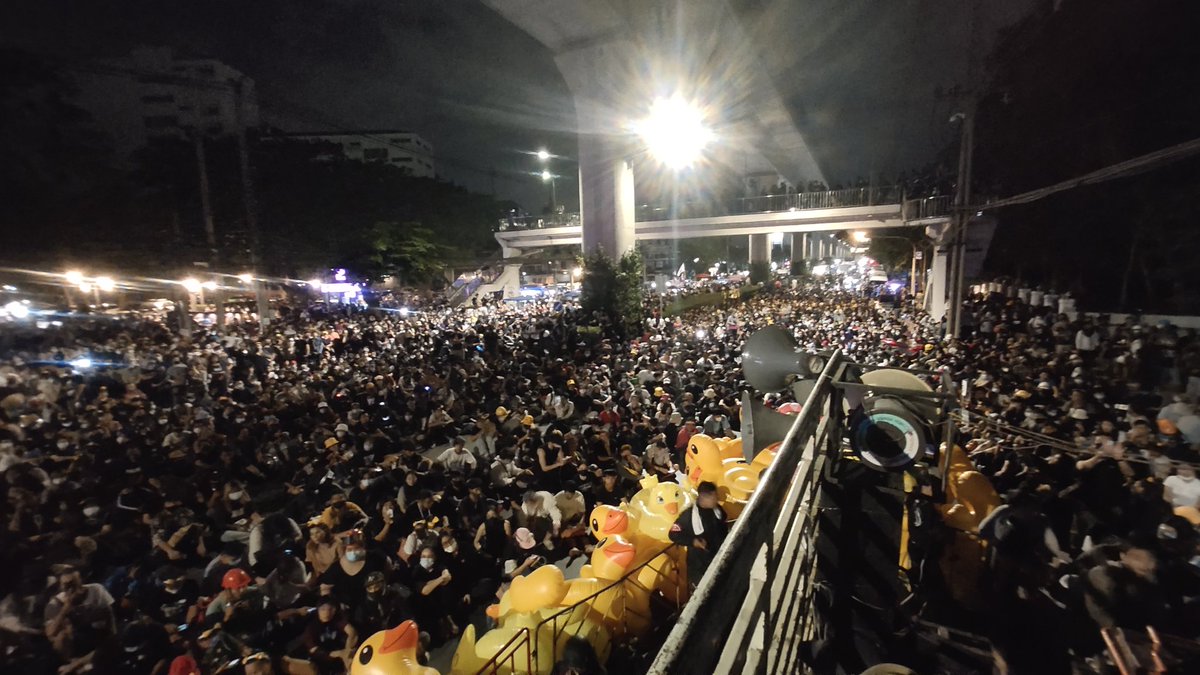 karnt's tweet photo. now

#ม็อบ29พฤศจิกา
#ม็อบ29พฤศจิกาไปราบ11 https://t.co/cCA6Uvw7b9