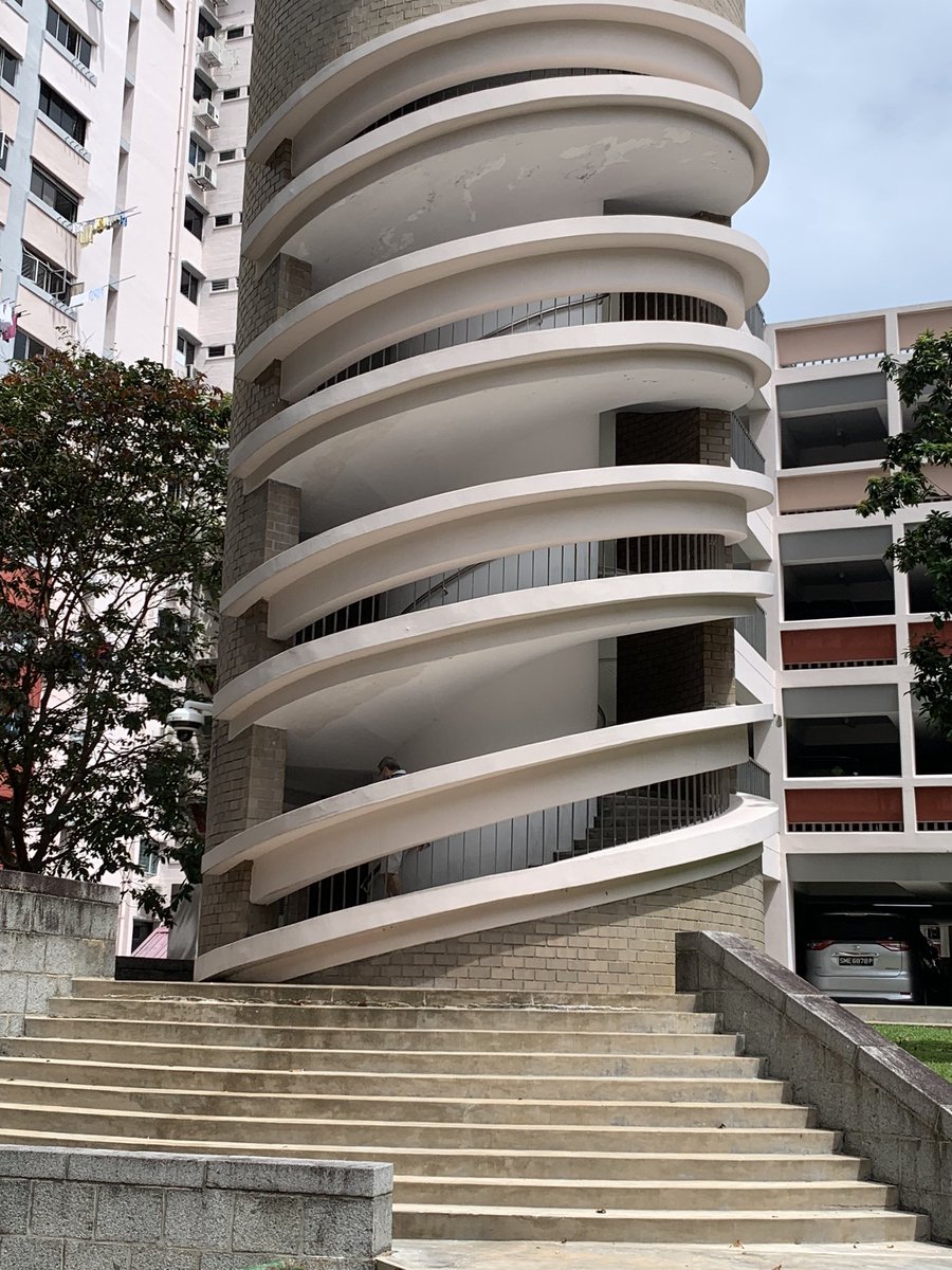 christielim's tweet photo. It’s been a while since we did touristy things 🇸🇬 https://t.co/S9lYDfYa0L