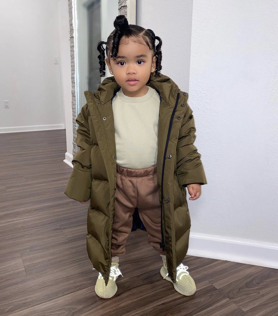 204Fashion's tweet image. Clean