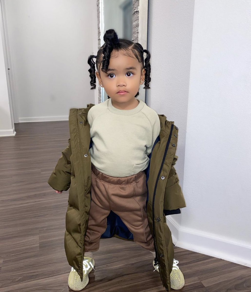 204Fashion's tweet image. Clean