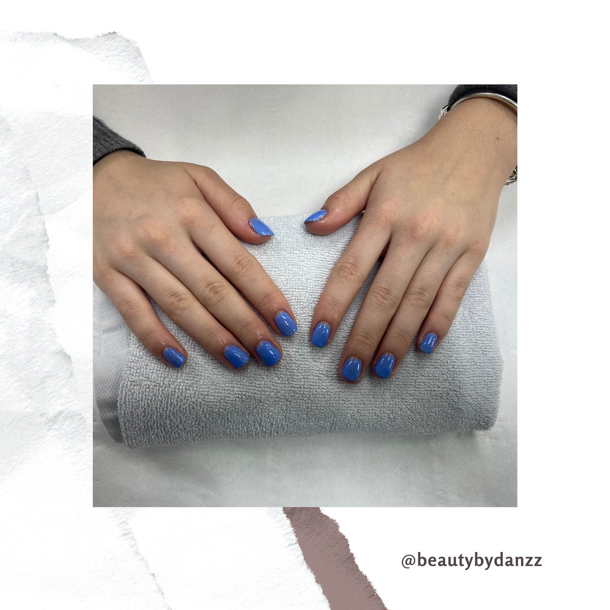 I am now qualified in nail gels ☺️
Training done today @debut_training hope you like them 

#manicure #manicured #beauty #essexbased #gels #gelsnails #gelset