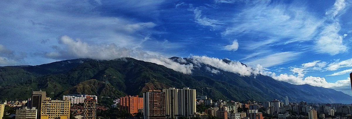 jenniferlanz's tweet photo. Te seguiría hasta el final del mundo y si en el día te perdiera
Hasta encontrarte no me marcharía
🎶🎵🎶🎶
#ComparteLoBonito
#FotoJenniferLanz
#29Nov2020 https://t.co/s2DZrlJT2i